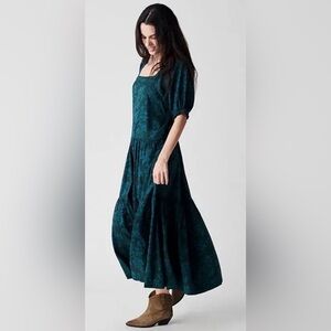 Faherty Elegant Emerald Green Maxi Dress